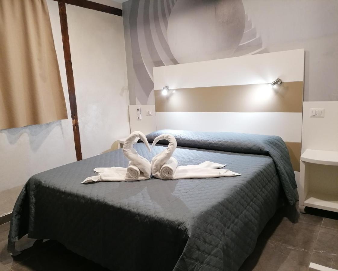 Afrodite Accomodation Тропея Экстерьер фото
