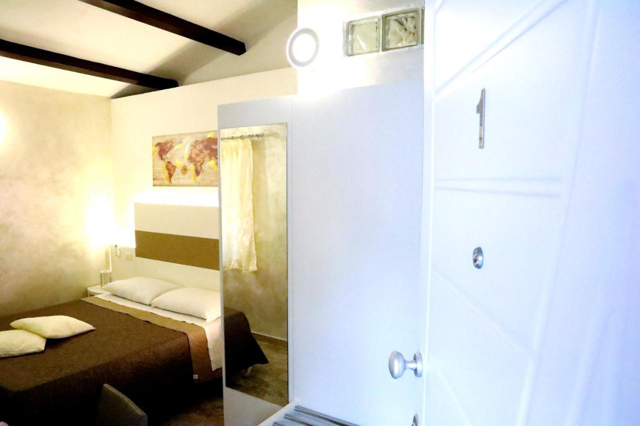 Afrodite Accomodation Тропея Экстерьер фото